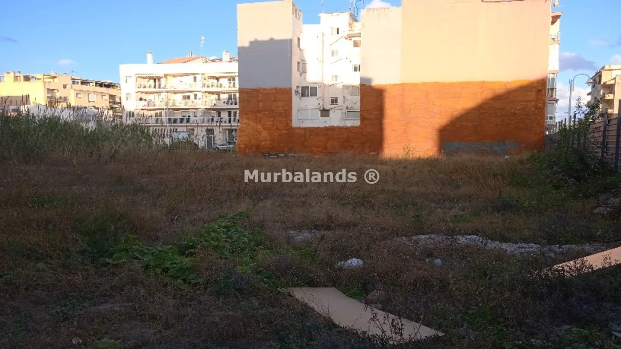 Foto de un terreno o una obra parada para mostrar en el detalle del inmueble