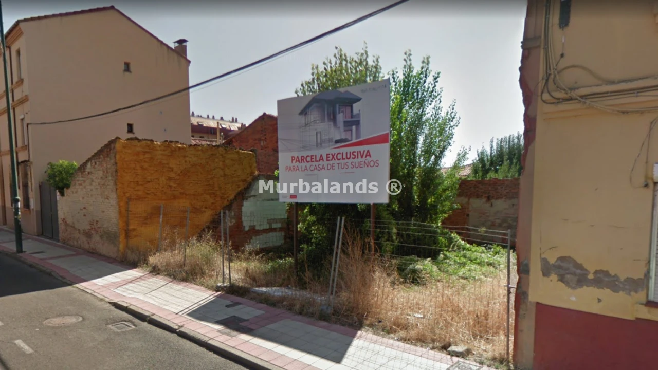 Foto de un terreno o una obra parada para mostrar en el detalle del inmueble