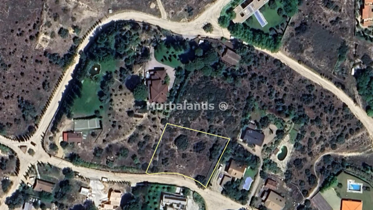Foto de un terreno o una obra parada para mostrar en el detalle del inmueble