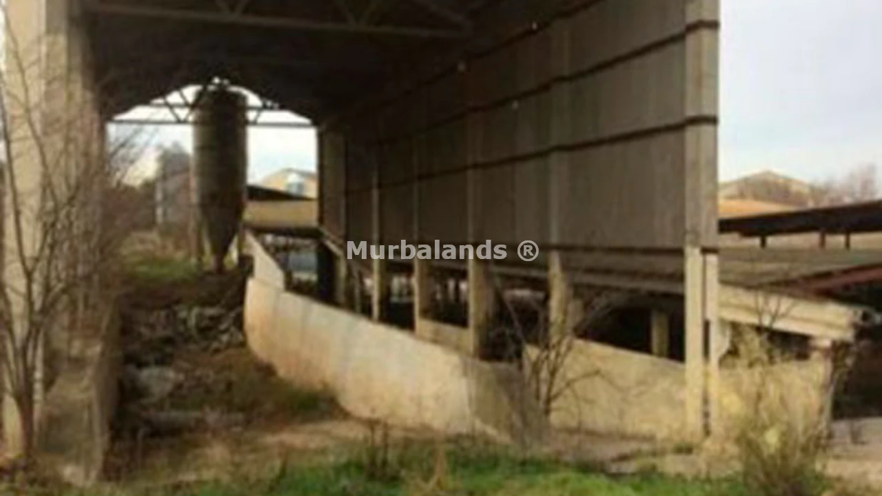 Foto de un terreno o una obra parada para mostrar en el detalle del inmueble