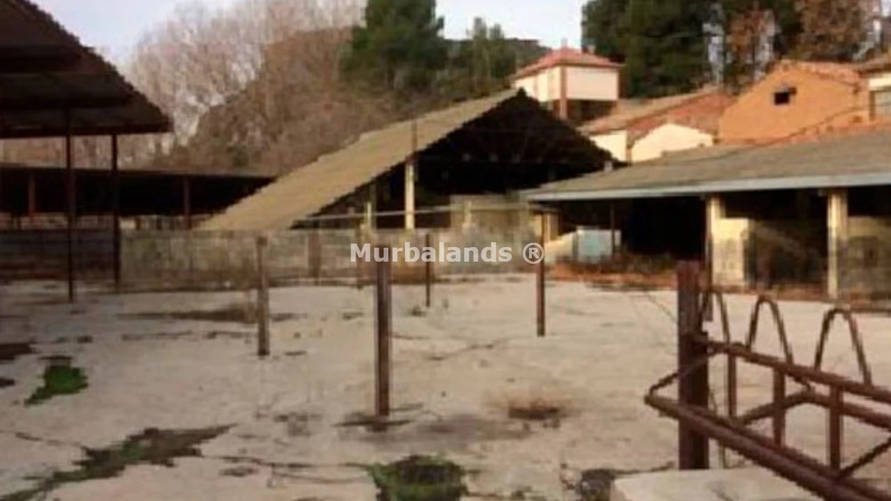 Foto de un terreno o una obra parada para mostrar en el detalle del inmueble