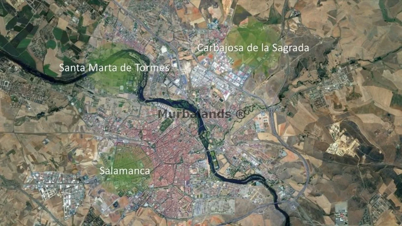 Foto de un terreno o una obra parada para mostrar en el detalle del inmueble