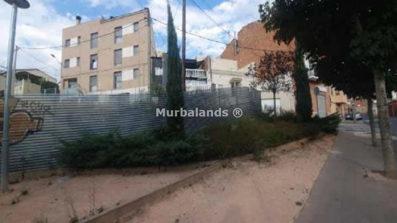 Terreno destacado