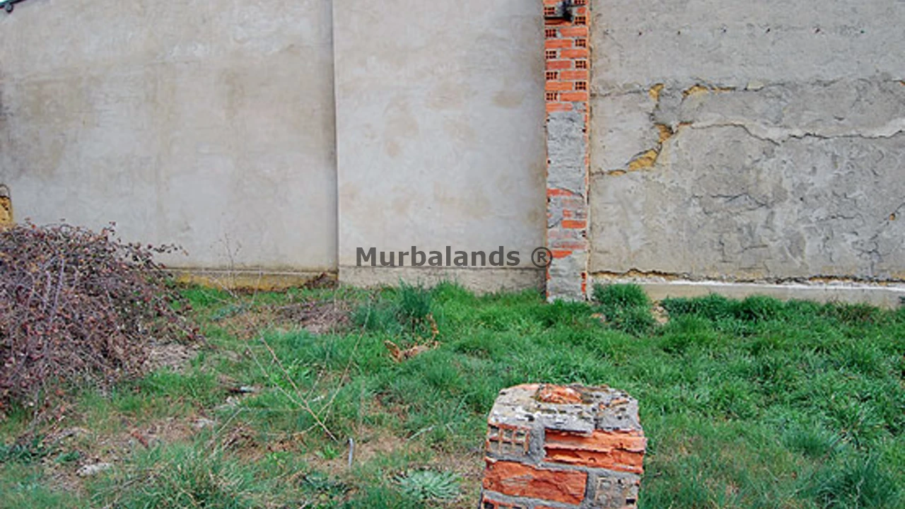 Foto de un terreno o una obra parada para mostrar en el detalle del inmueble