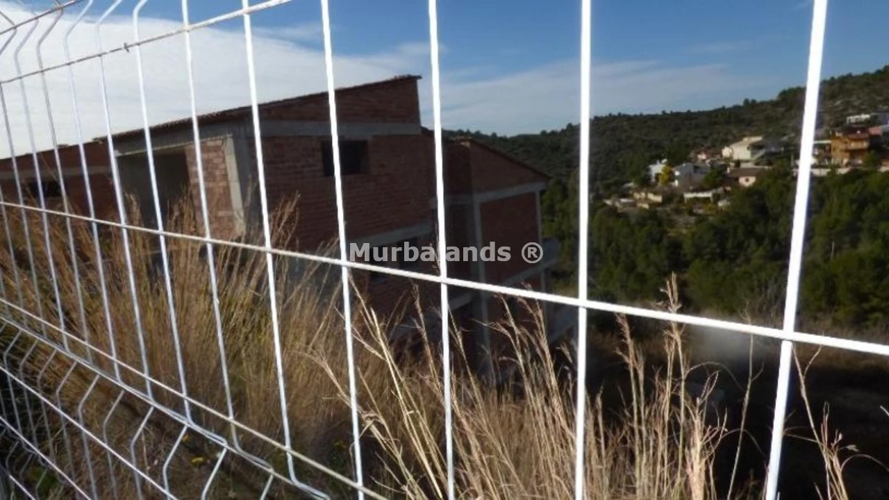 Foto de un terreno o una obra parada para mostrar en el detalle del inmueble