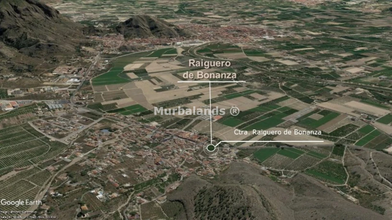 Foto de un terreno o una obra parada para mostrar en el detalle del inmueble
