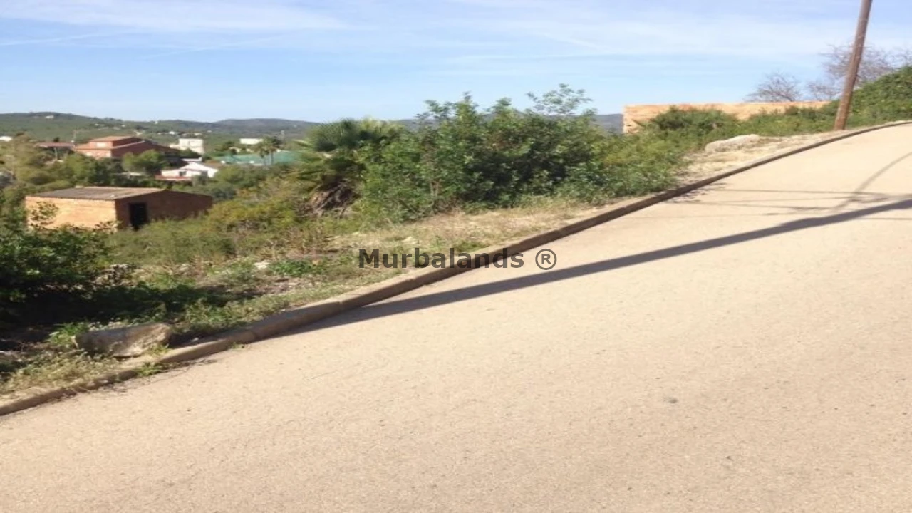 Foto de un terreno o una obra parada para mostrar en el detalle del inmueble