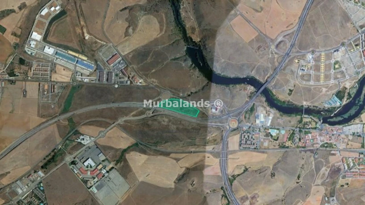 Foto de un terreno o una obra parada para mostrar en el detalle del inmueble