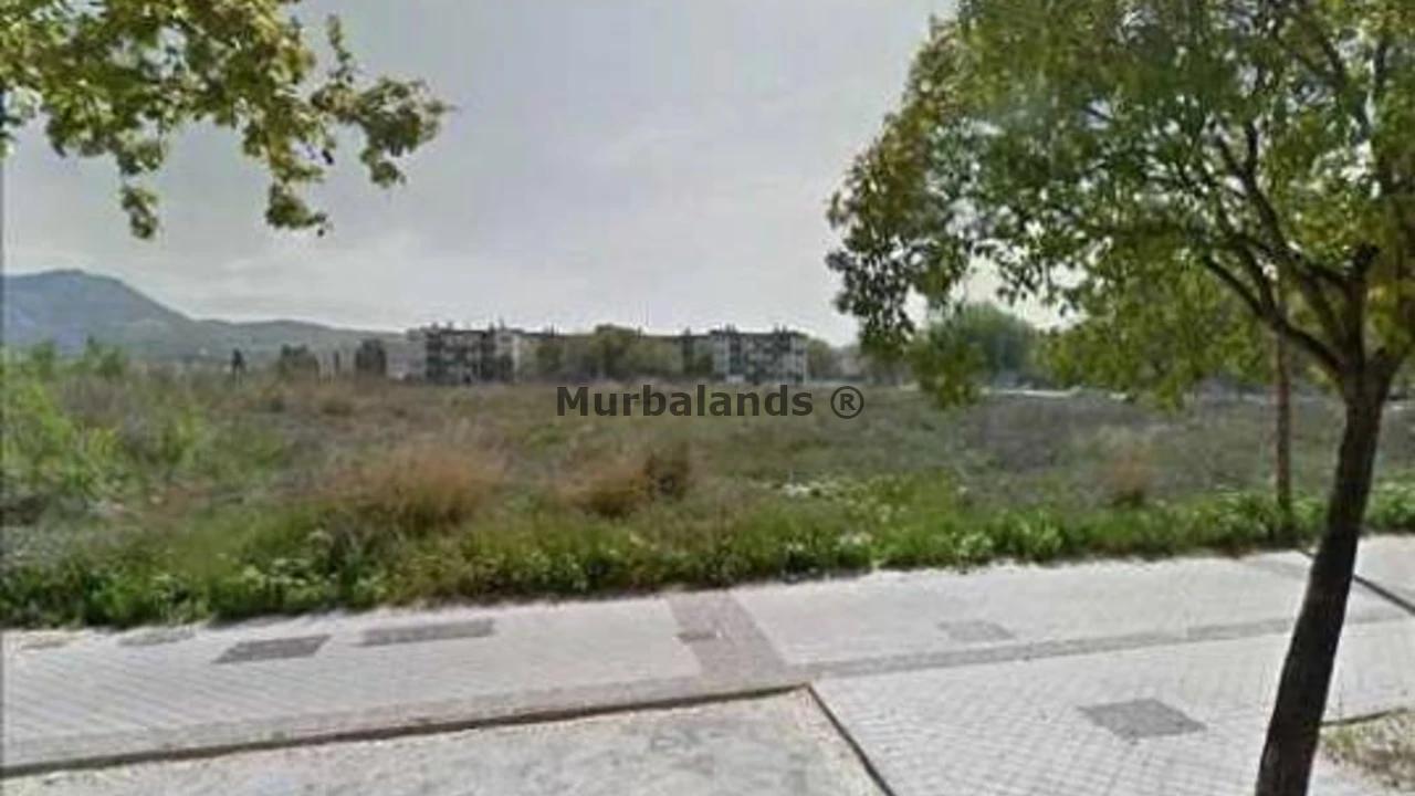 Foto de un terreno o una obra parada para mostrar en el detalle del inmueble