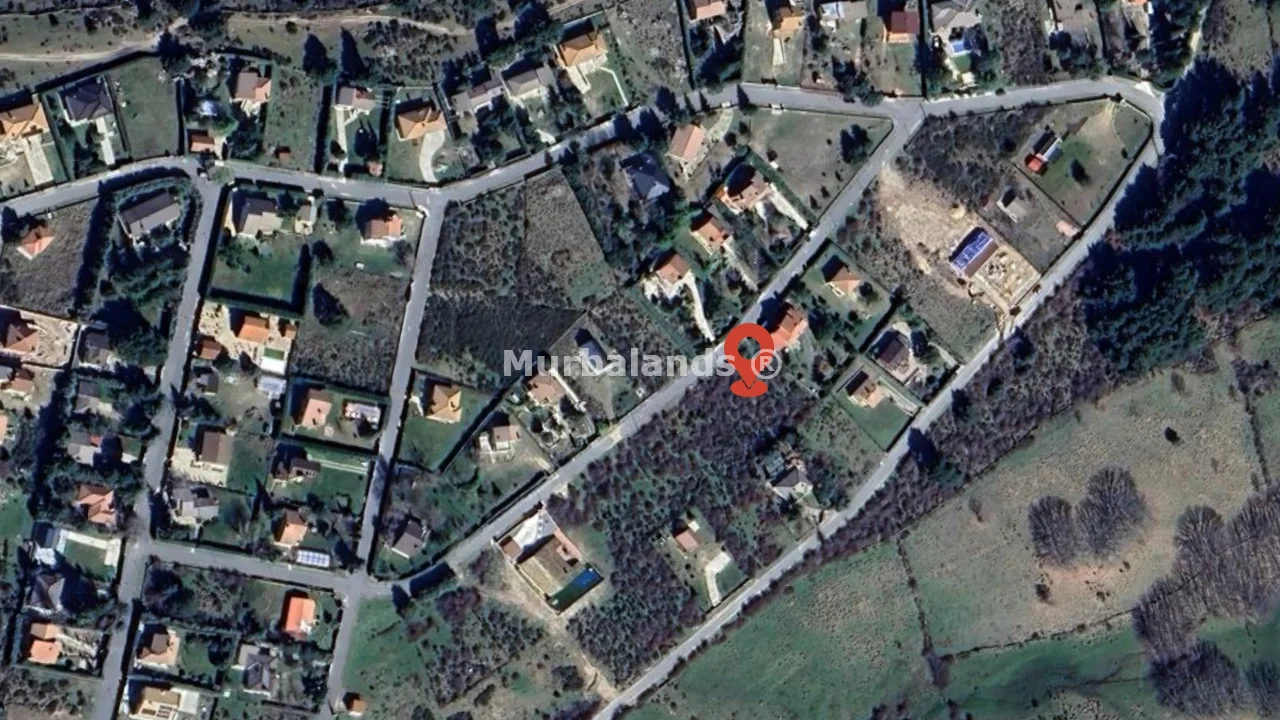 Foto de un terreno o una obra parada para mostrar en el detalle del inmueble