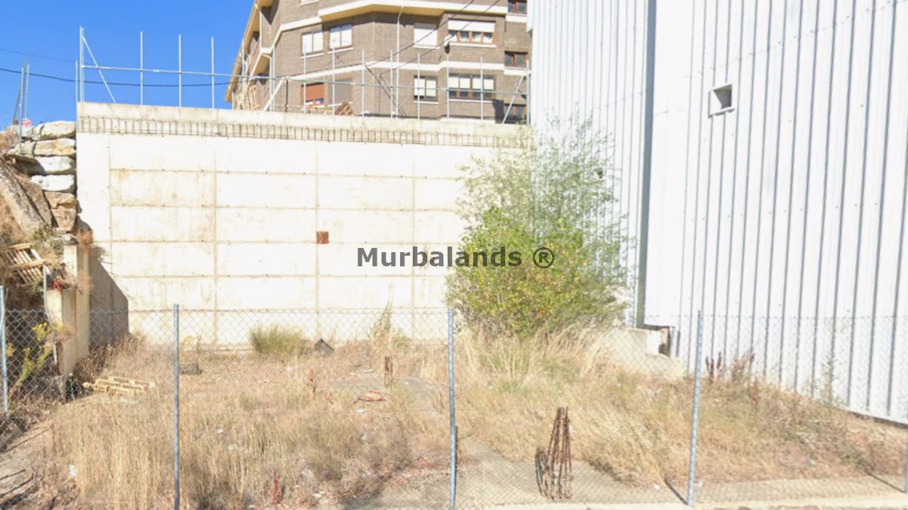 Foto de un terreno o una obra parada para mostrar en el detalle del inmueble