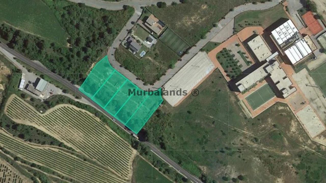 Foto de un terreno o una obra parada para mostrar en el detalle del inmueble