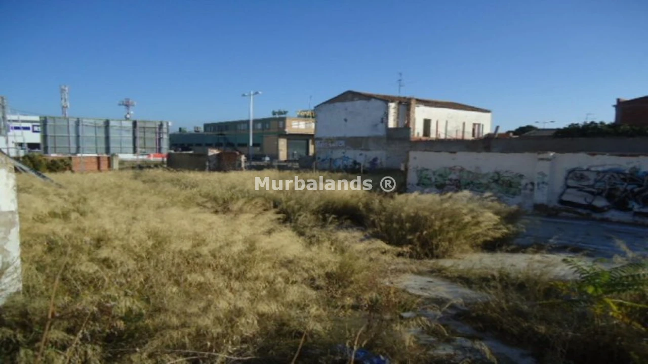 Foto de un terreno o una obra parada para mostrar en el detalle del inmueble