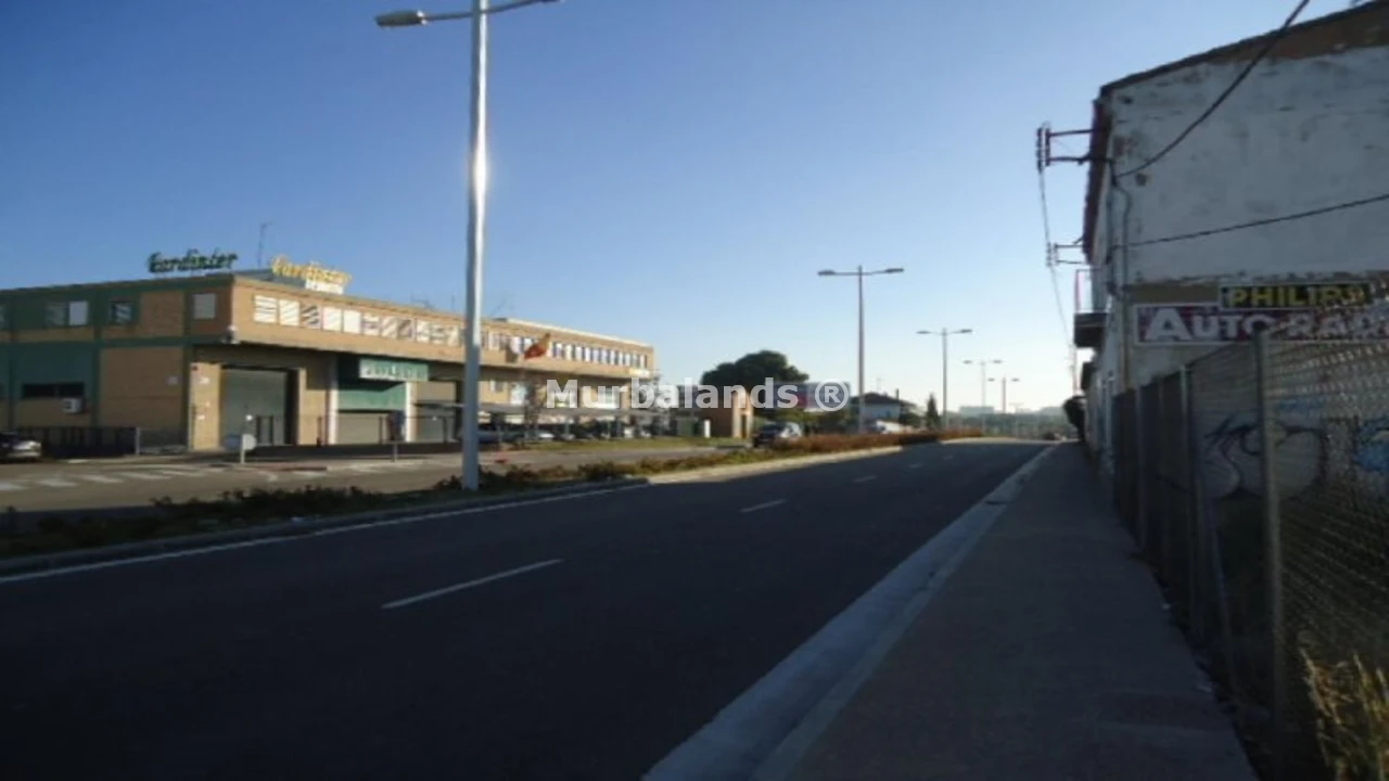 Foto de un terreno o una obra parada para mostrar en el detalle del inmueble