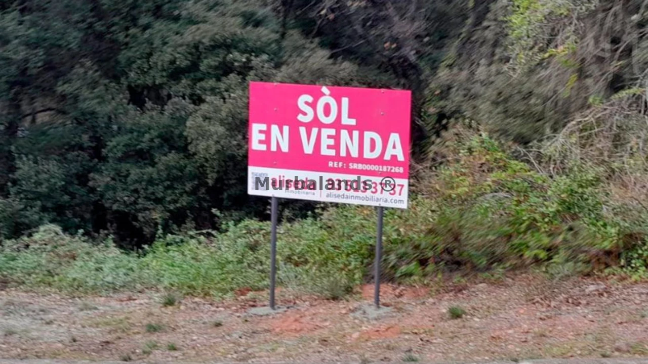 Foto de un terreno o una obra parada para mostrar en el detalle del inmueble