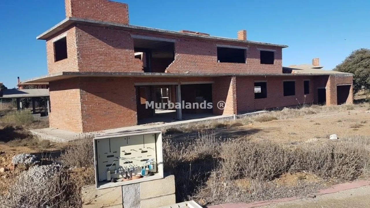 Foto de un terreno o una obra parada para mostrar en el detalle del inmueble