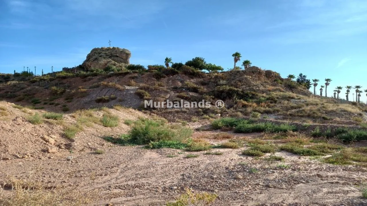 Foto de un terreno o una obra parada para mostrar en el detalle del inmueble
