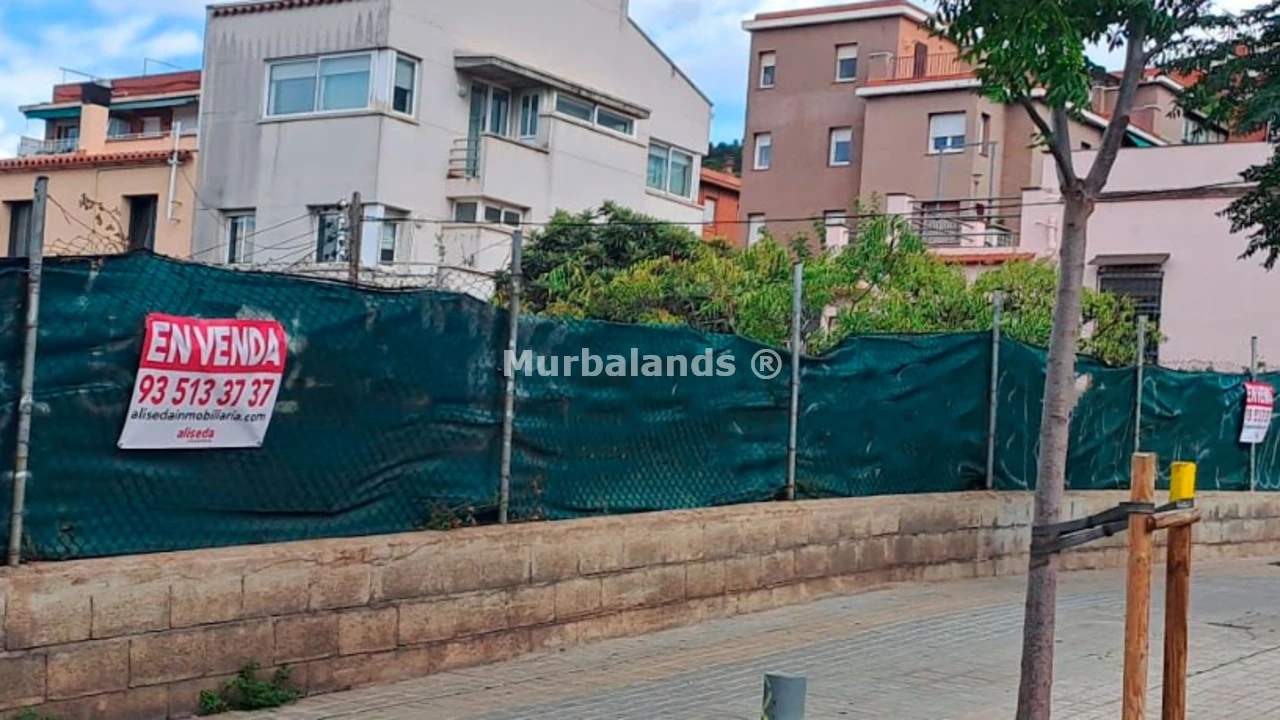 Foto de un terreno o una obra parada para mostrar en el detalle del inmueble