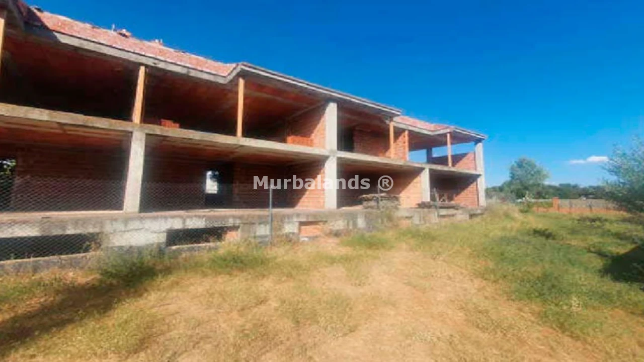 Foto de un terreno o una obra parada para mostrar en el detalle del inmueble