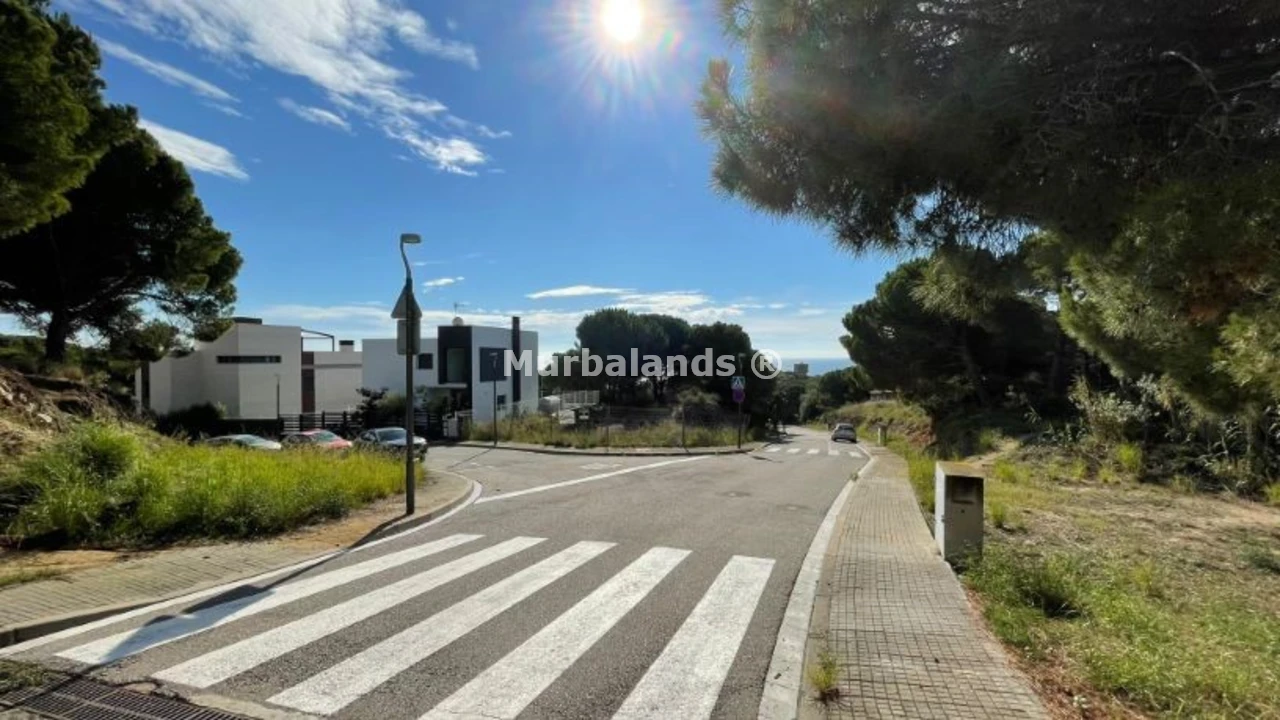 Foto de un terreno o una obra parada para mostrar en el detalle del inmueble