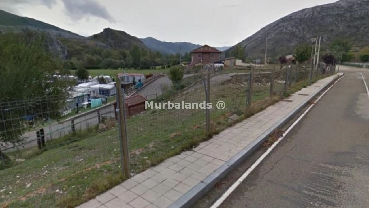 Foto de un terreno o una obra parada para mostrar en el detalle del inmueble