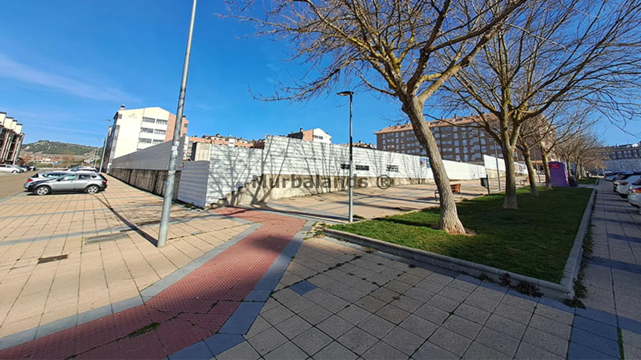 Terreno destacado