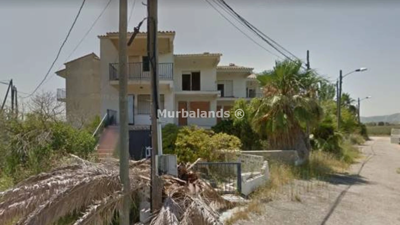 Terreno destacado