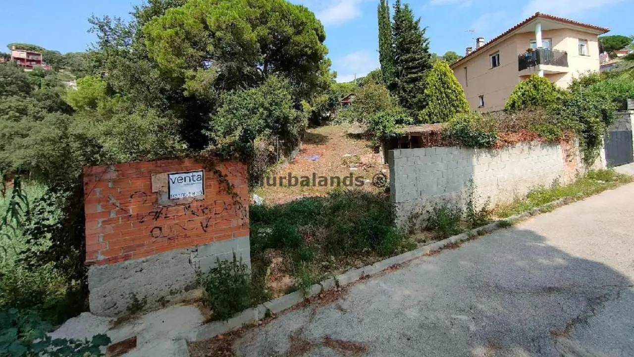 Foto de un terreno o una obra parada para mostrar en el detalle del inmueble