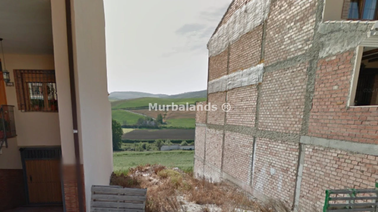 Foto de un terreno o una obra parada para mostrar en el detalle del inmueble