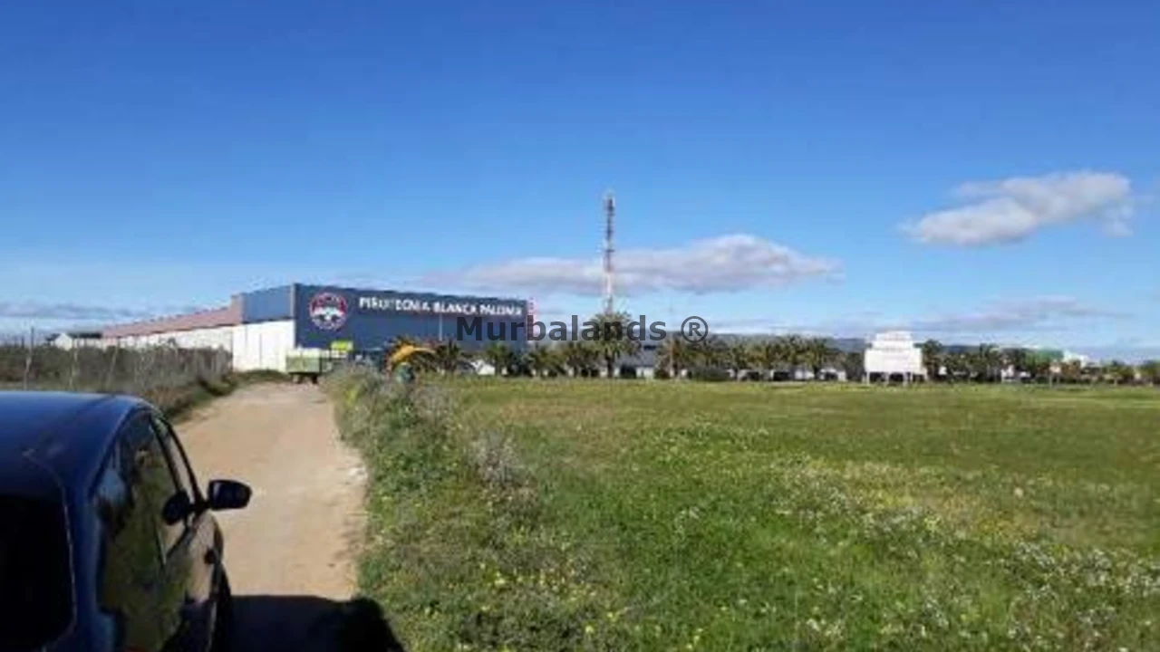 Foto de un terreno o una obra parada para mostrar en el detalle del inmueble