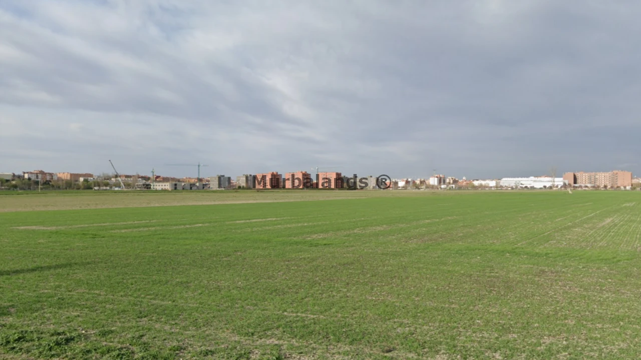 Foto de un terreno o una obra parada para mostrar en el detalle del inmueble