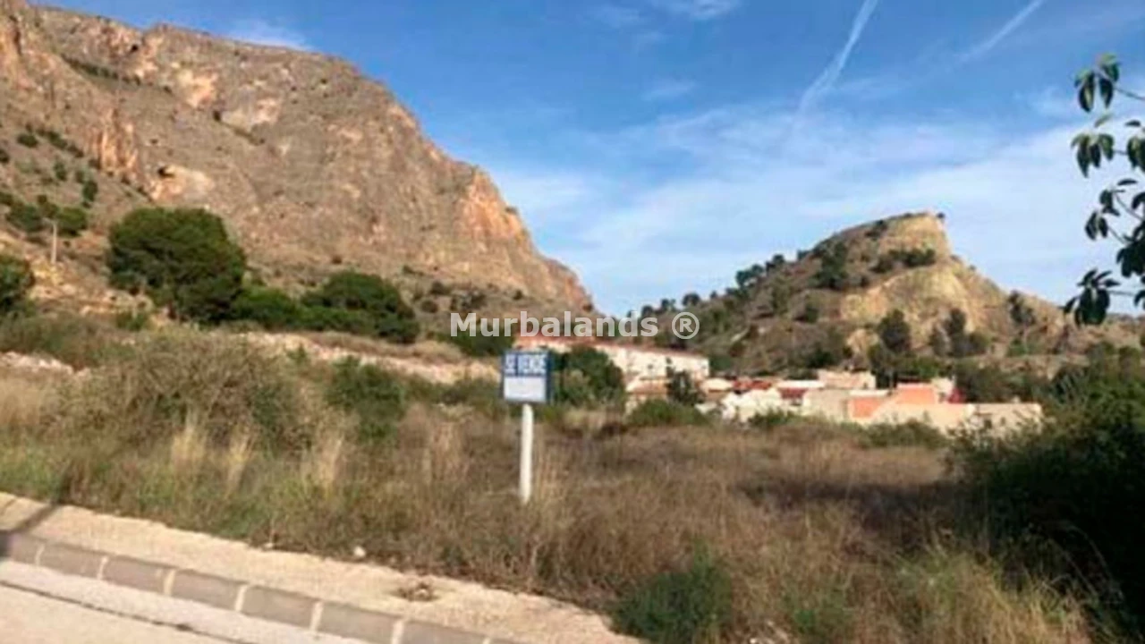 Foto de un terreno o una obra parada para mostrar en el detalle del inmueble