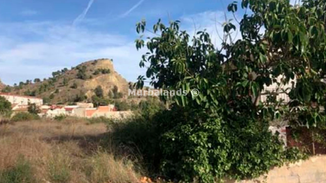 Foto de un terreno o una obra parada para mostrar en el detalle del inmueble