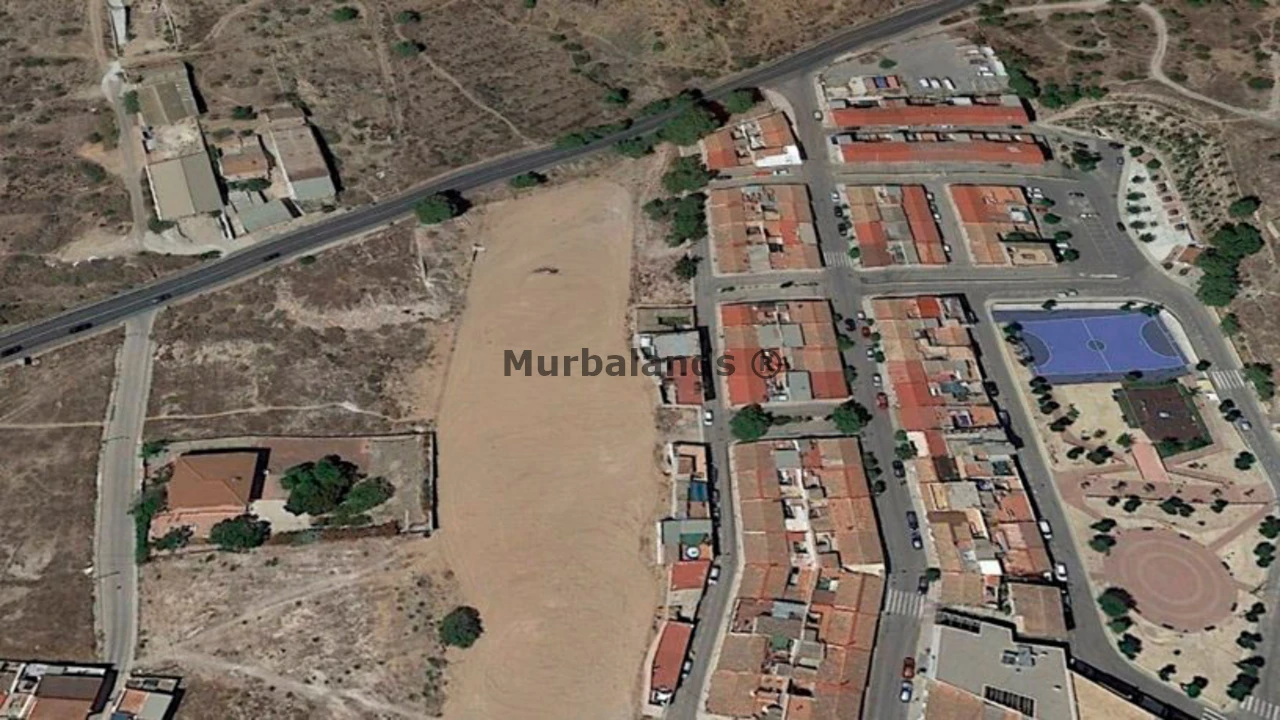 Foto de un terreno o una obra parada para mostrar en el detalle del inmueble