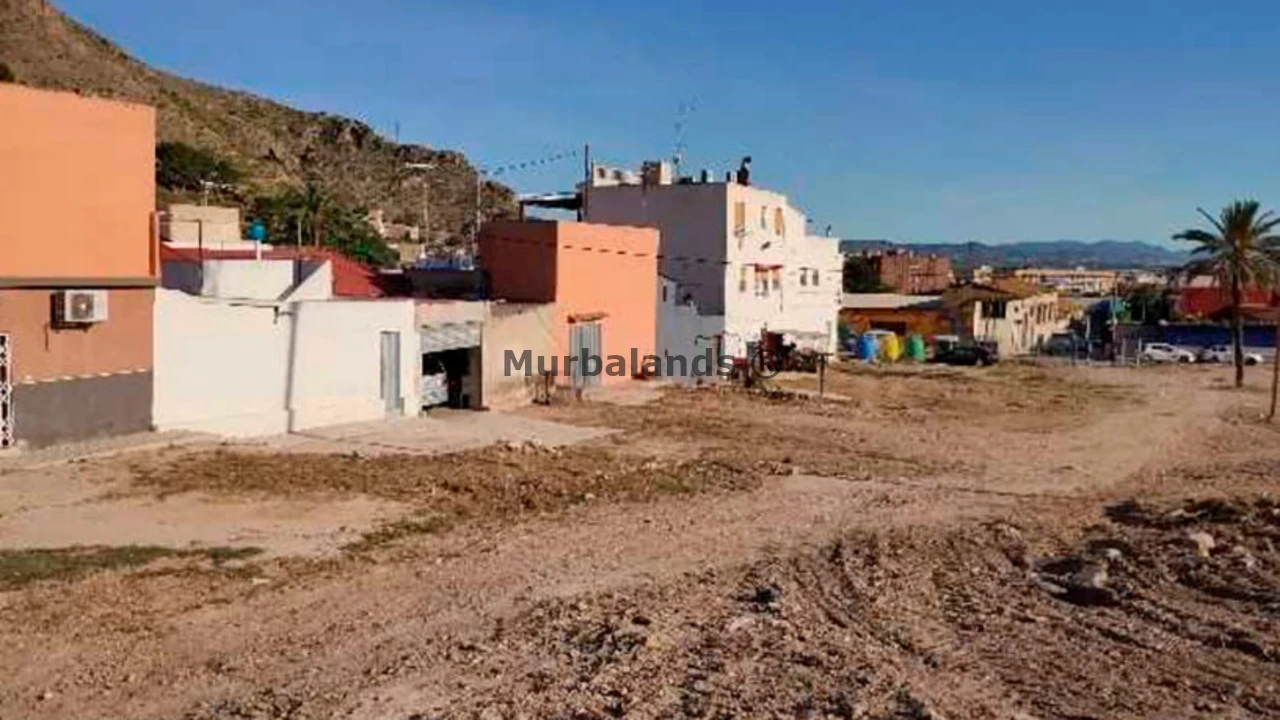 Foto de un terreno o una obra parada para mostrar en el detalle del inmueble