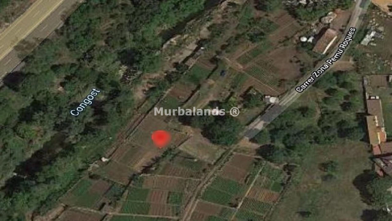 Foto de un terreno o una obra parada para mostrar en el detalle del inmueble