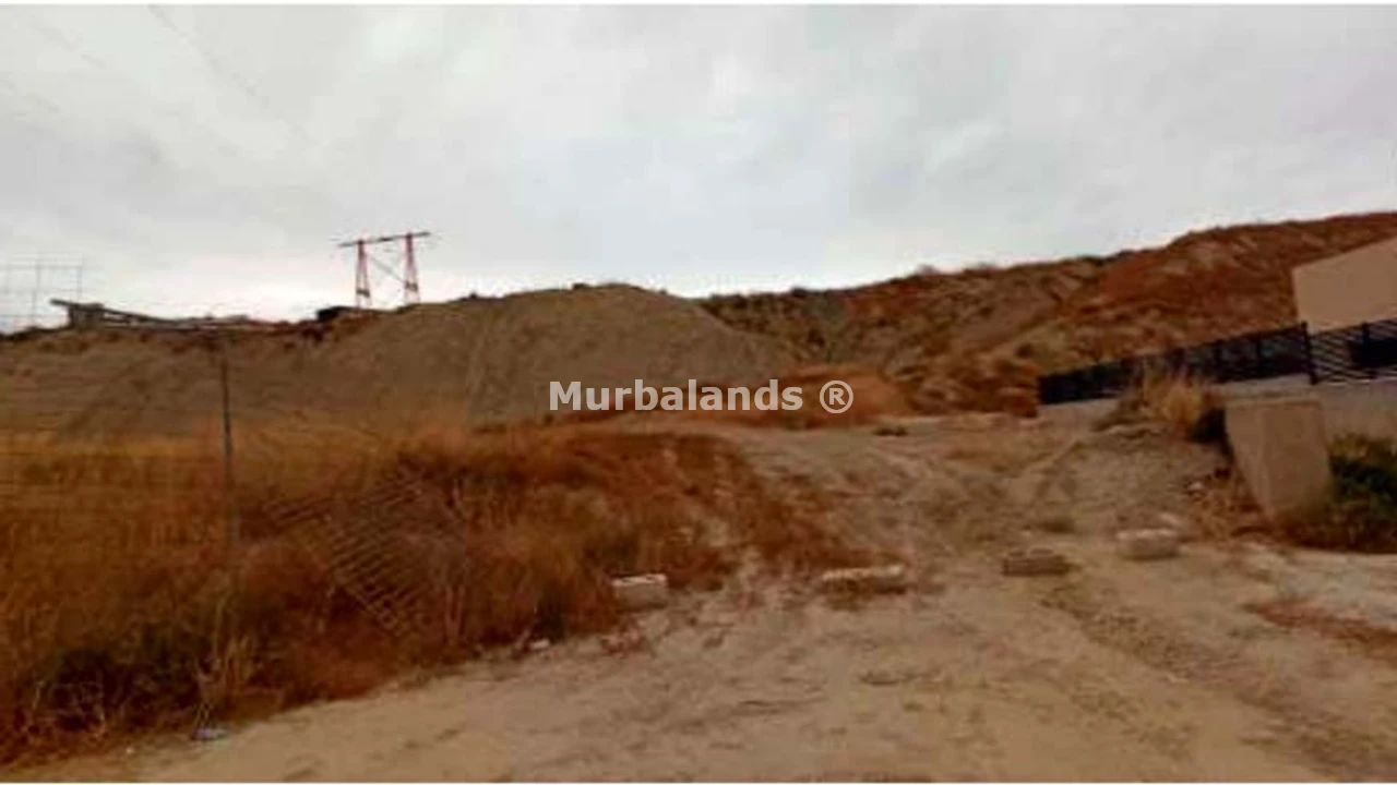 Foto de un terreno o una obra parada para mostrar en el detalle del inmueble