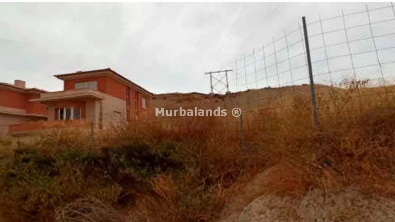 Foto de un terreno o una obra parada para mostrar en el detalle del inmueble
