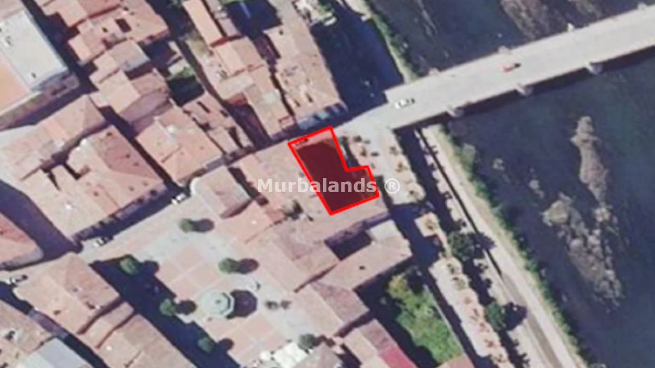 Foto de un terreno o una obra parada para mostrar en el detalle del inmueble