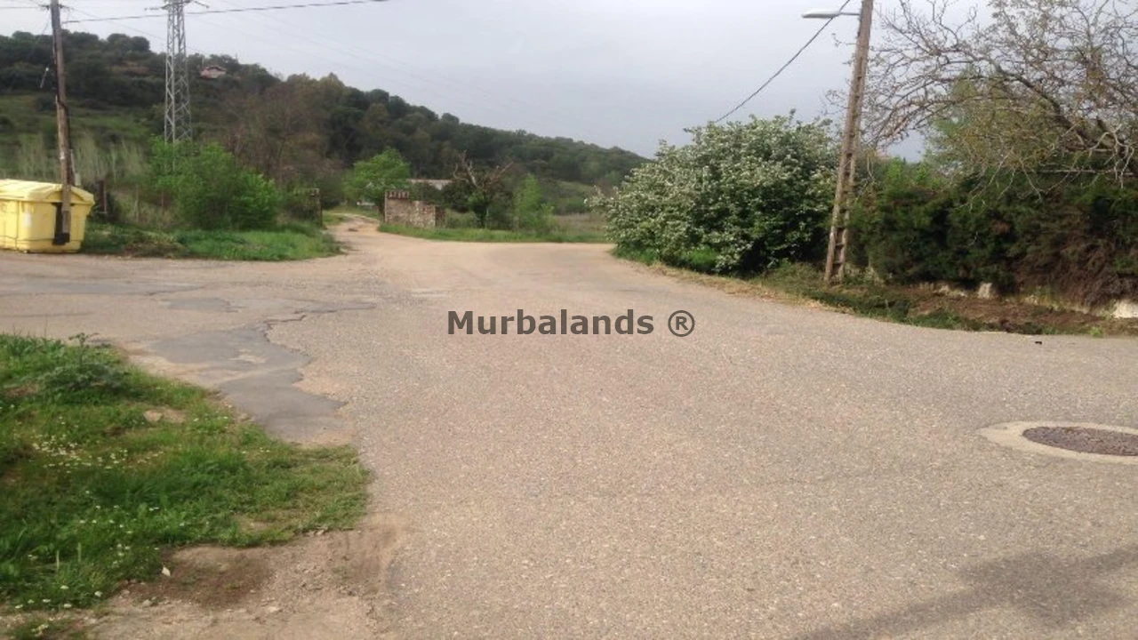 Foto de un terreno o una obra parada para mostrar en el detalle del inmueble