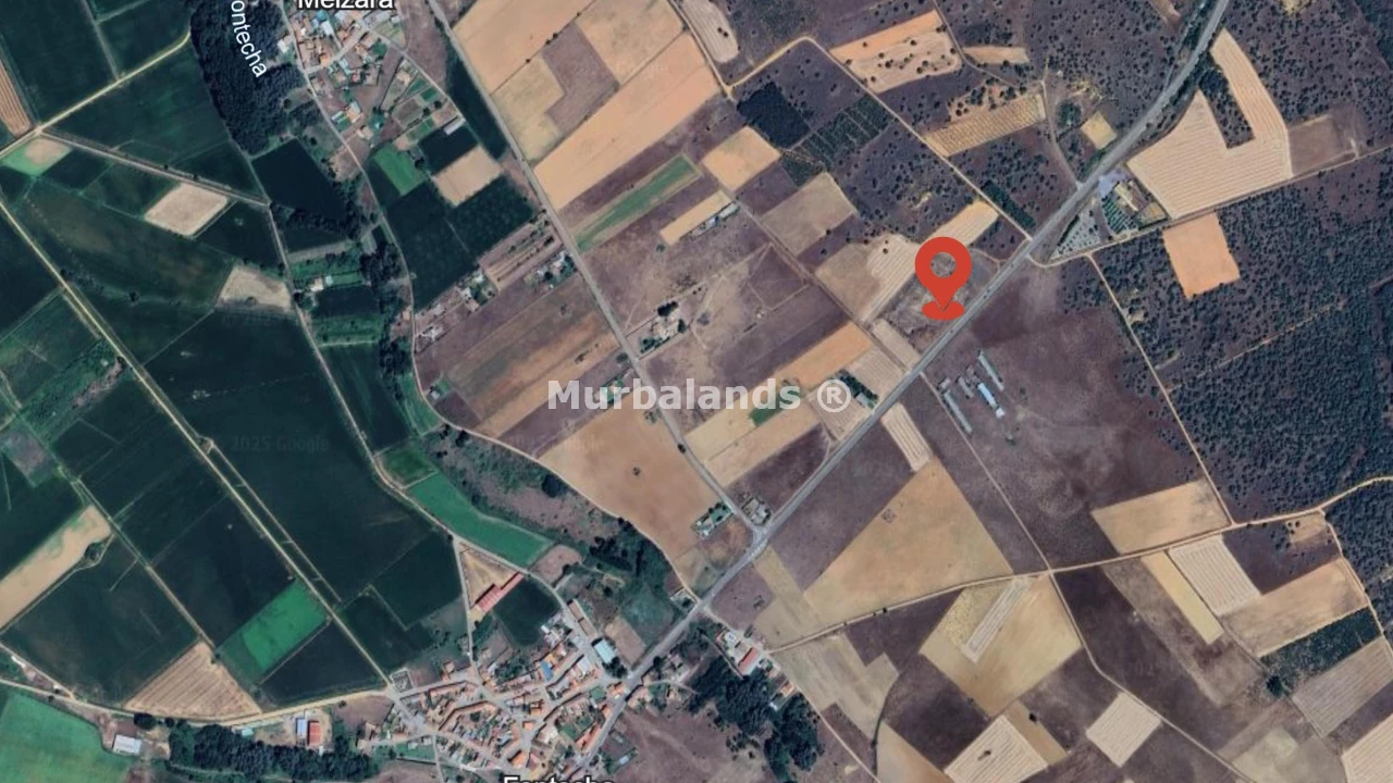 Foto de un terreno o una obra parada para mostrar en el detalle del inmueble