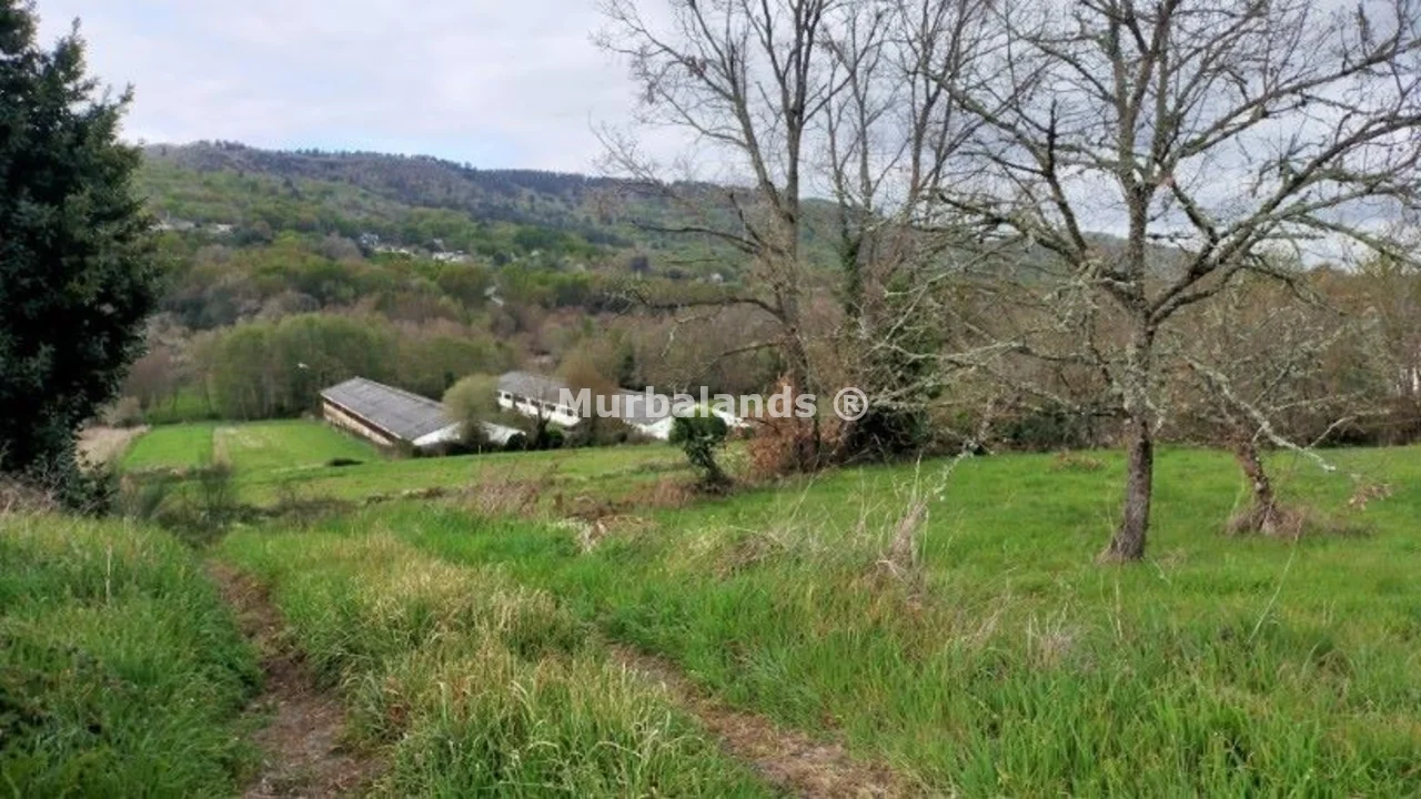 Foto de un terreno o una obra parada para mostrar en el detalle del inmueble