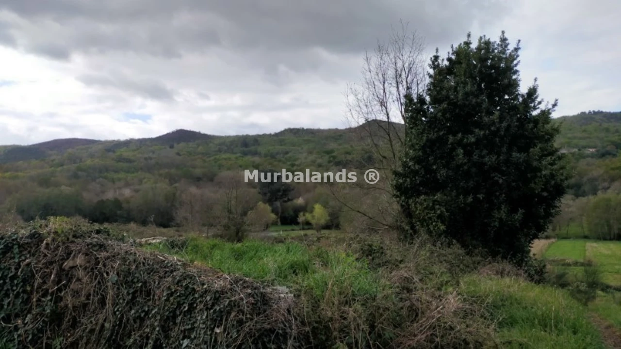 Foto de un terreno o una obra parada para mostrar en el detalle del inmueble