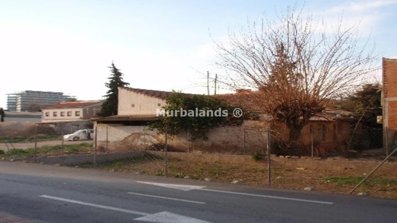 Foto de un terreno o una obra parada para mostrar en el detalle del inmueble