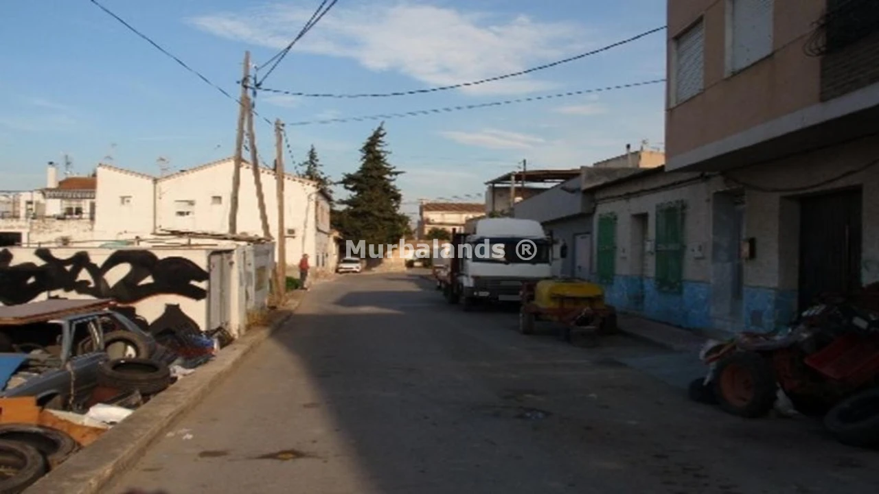 Foto de un terreno o una obra parada para mostrar en el detalle del inmueble