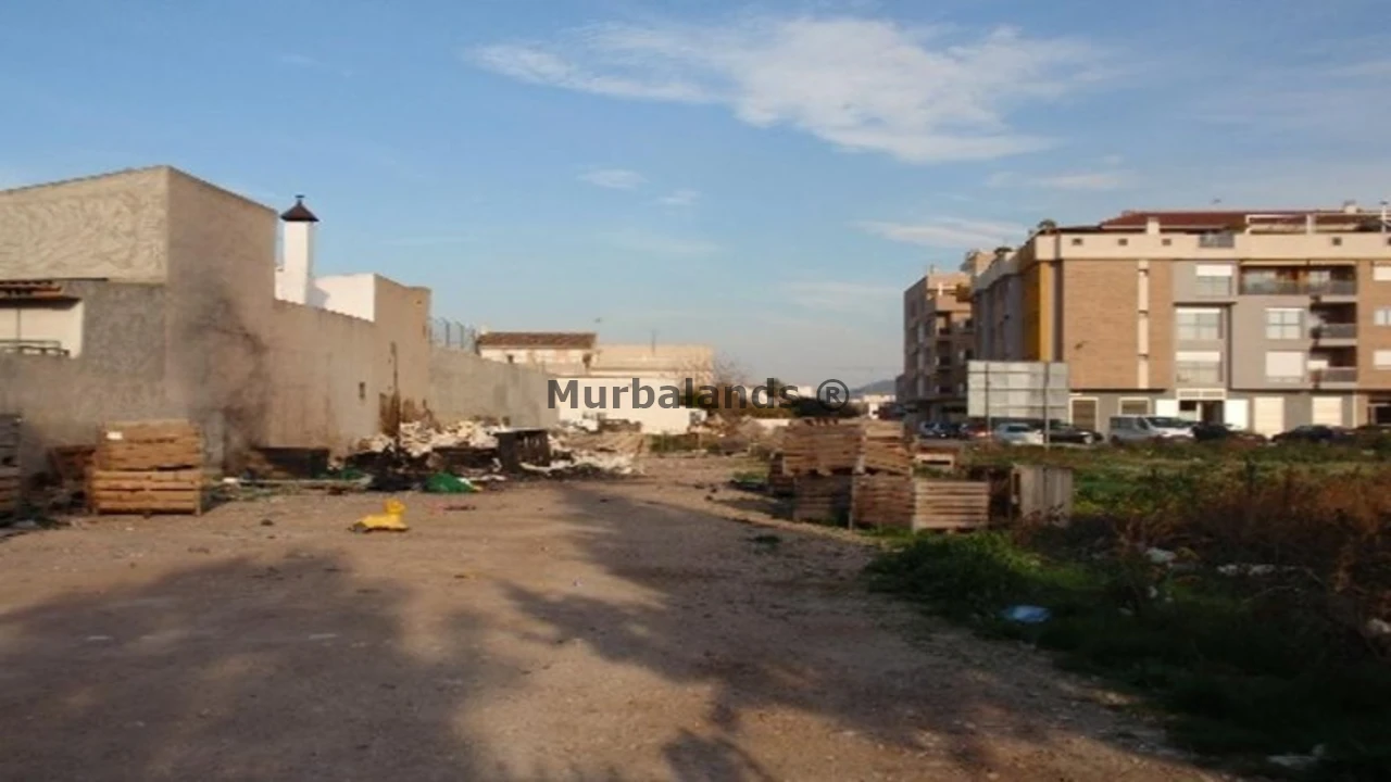 Foto de un terreno o una obra parada para mostrar en el detalle del inmueble
