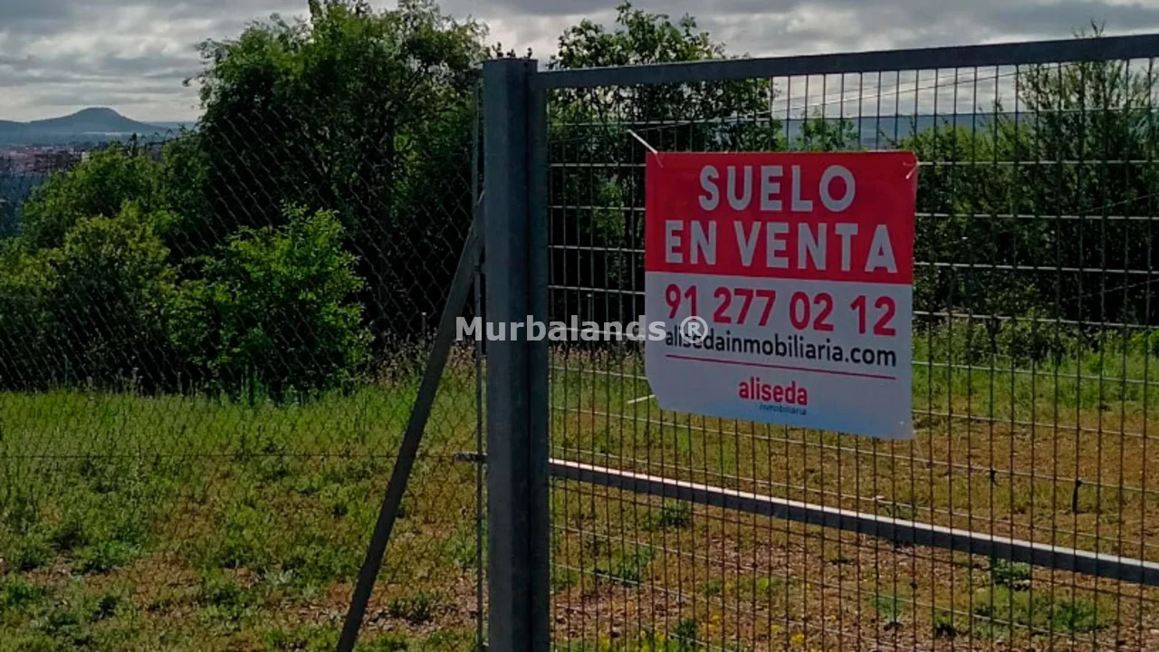 Terreno destacado