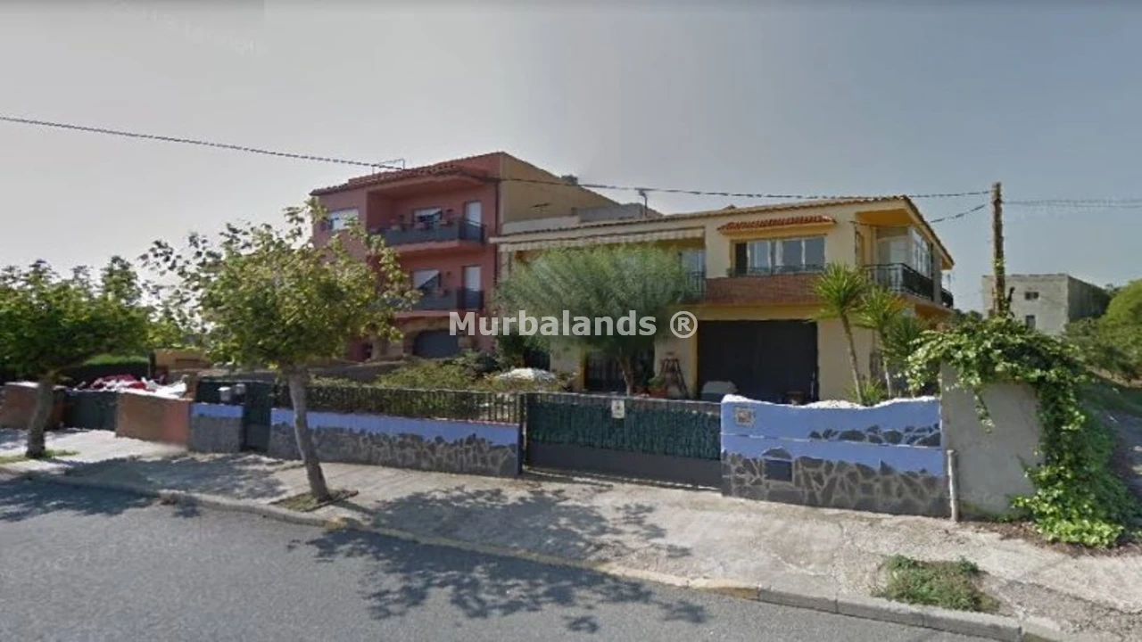 Foto de un terreno o una obra parada para mostrar en el detalle del inmueble