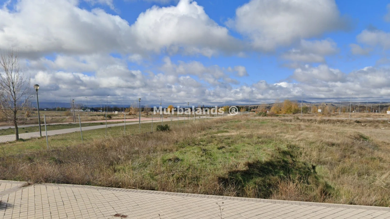 Foto de un terreno o una obra parada para mostrar en el detalle del inmueble