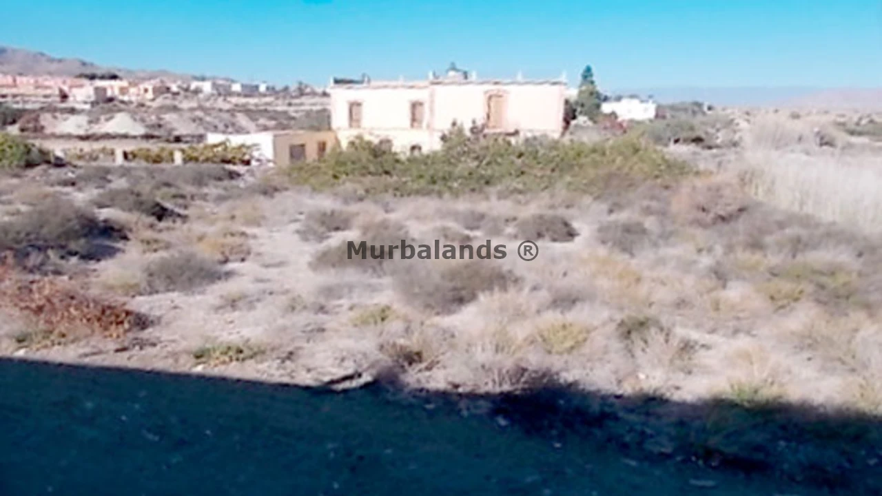 Foto de un terreno o una obra parada para mostrar en el detalle del inmueble